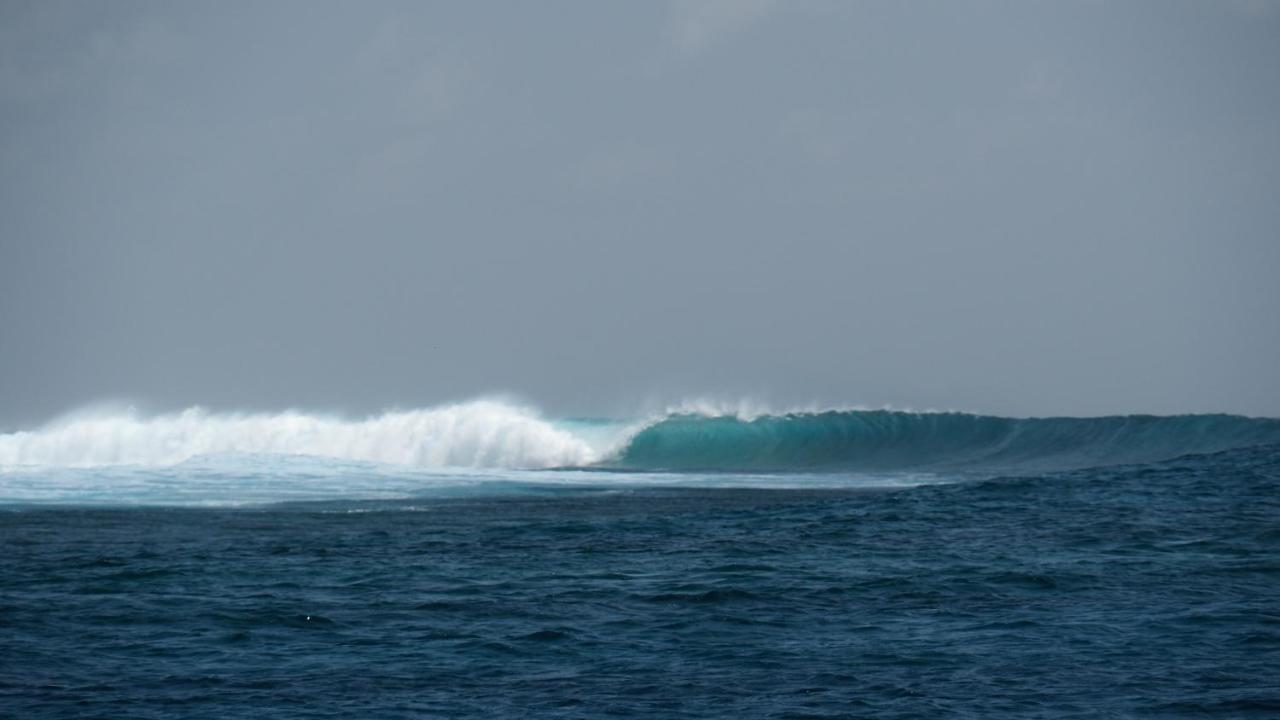 Kahanbu Ocean View Thulusdhoo Exterior photo